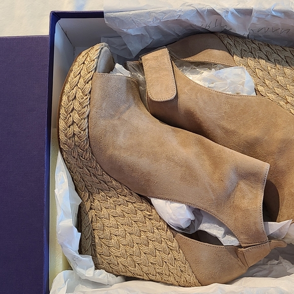 Stuart Weitzman Openhouse Wedge Espadrille NIB - Picture 4 of 9
